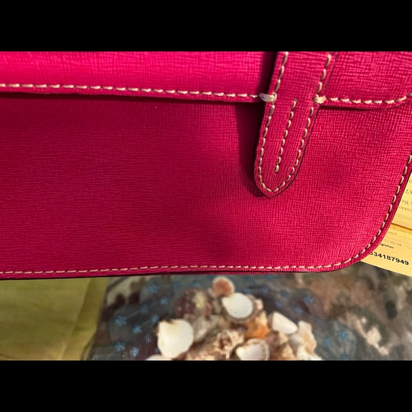 Dooney and Bourke Small Fuchsia Flap bag - Picture 4 of 15